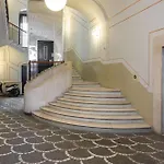 Chic House Apartment *