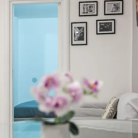 Апартаменты Chic House Бари