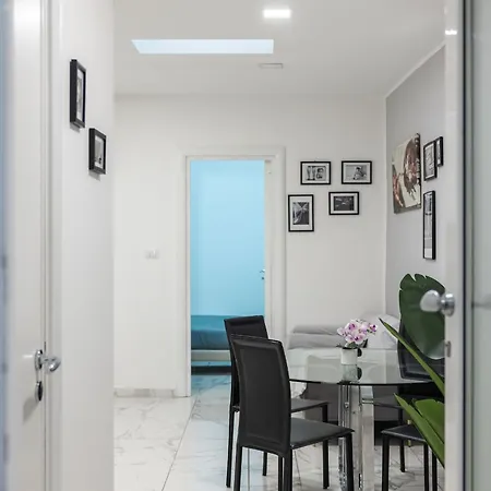 Chic House *