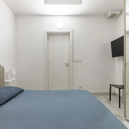 Chic House Appartamento Bari