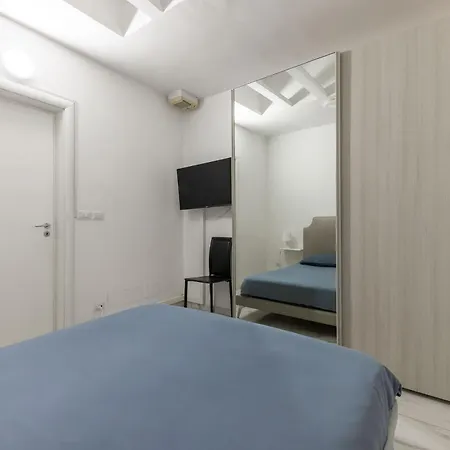 Chic House *