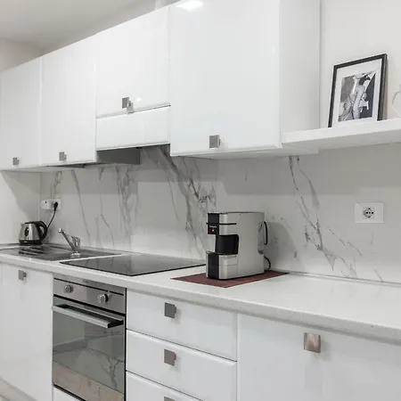 Chic House Апартаменты Бари